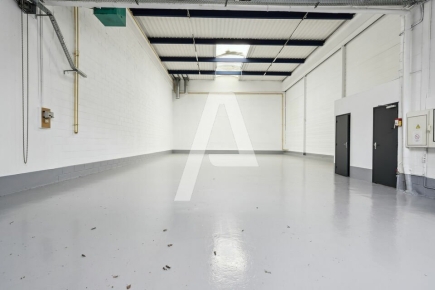 Activités / entrepôts à louer – BONNEUIL SUR MARNE (94380) – 2