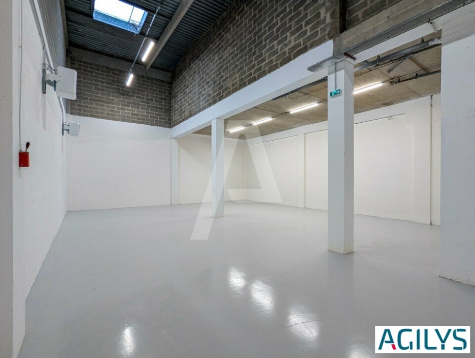 Activités / entrepôts à louer – VILLEBON SUR YVETTE (91140) – 1