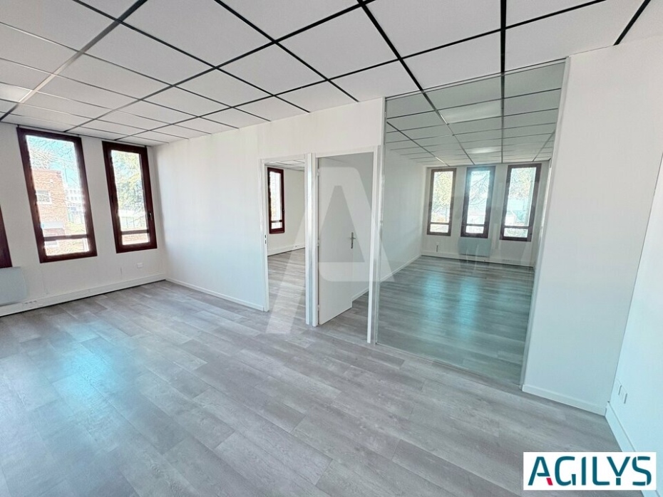 Bureaux à louer – LES ULIS (91140) – 1
