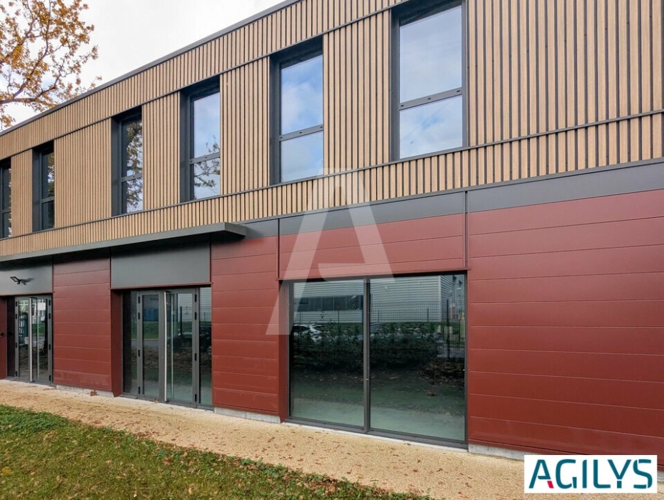 Activités / entrepôts à vendre – MARCOUSSIS (91460) – 1