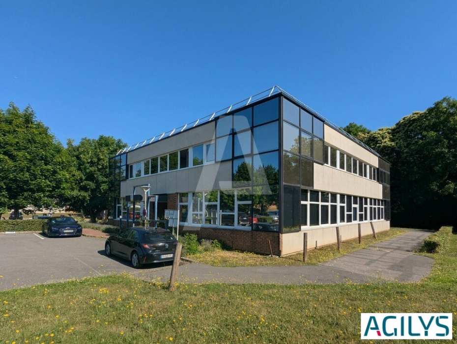 Bureaux à louer – BIEVRES (91570) – 1