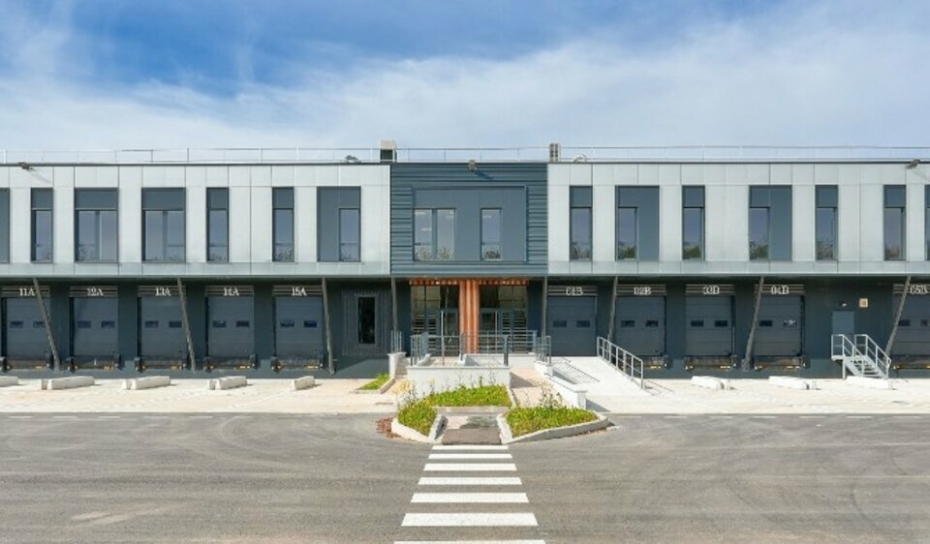 Activités / entrepôts à louer – TRAPPES (78190) – 1