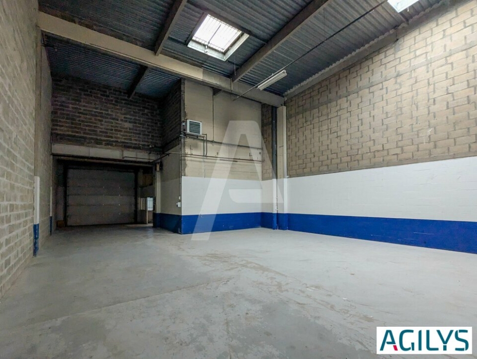 Activités / entrepôts à louer – VILLEBON SUR YVETTE (91140) – 1