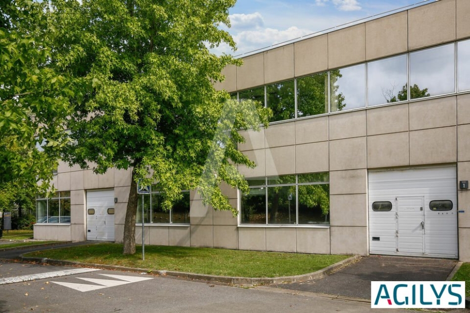 Activités / entrepôts à louer – LES ULIS (91940) – 1