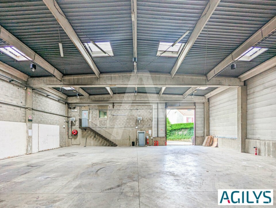 Activités / entrepôts à louer – PALAISEAU (91120) – 1