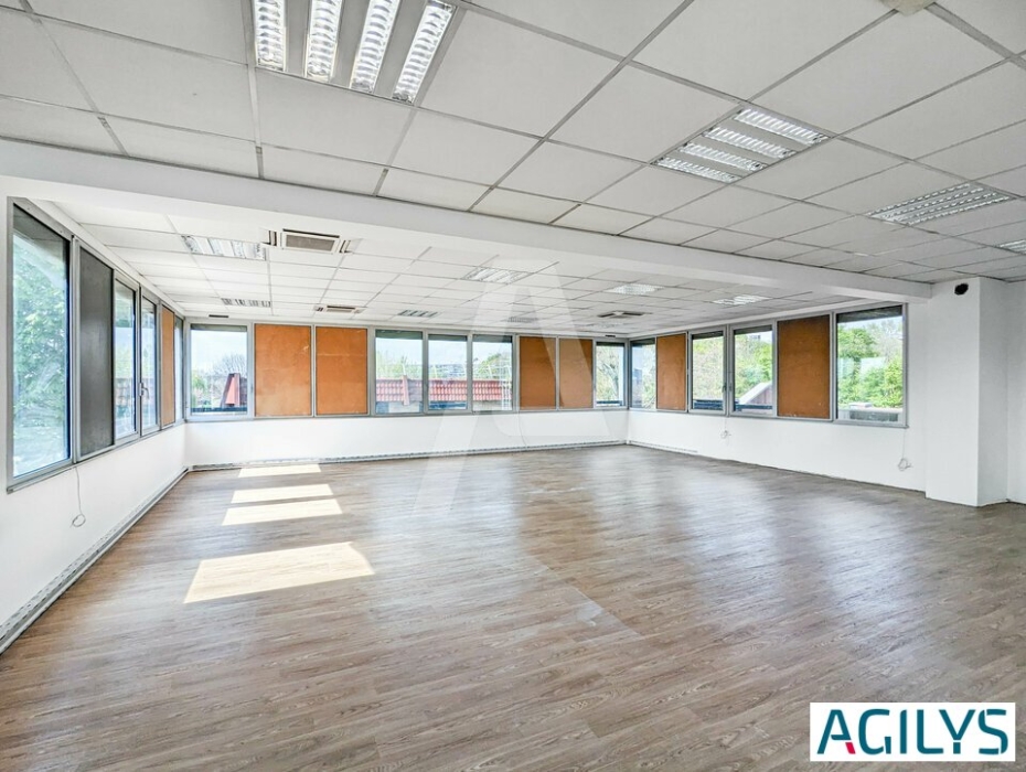 Bureaux à louer – MASSY (91300) – 1