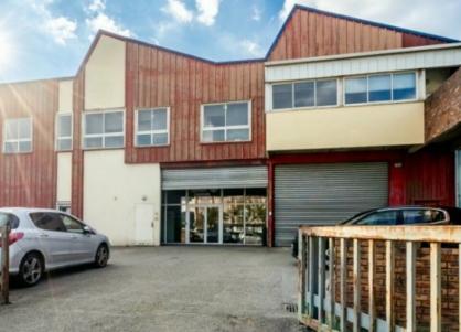 Activités / entrepôts à louer - NOISIEL – Photo 1