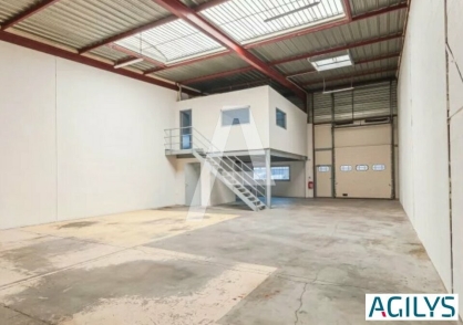 Activités / entrepôts à louer - LISSES – Photo 1