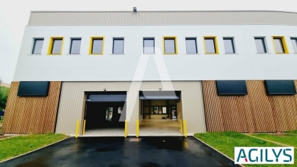 Activités / entrepôts à louer - FRESNES – Photo 1