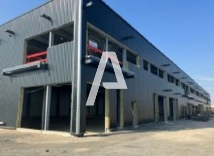 Activités / entrepôts à louer - CRETEIL – Photo 1