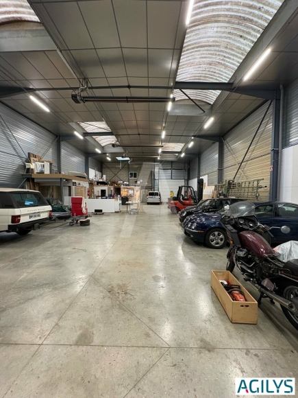 Activités / entrepôts à vendre – CHATENAY MALABRY (92290) – 2
