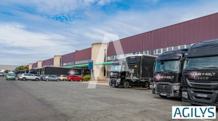 Activités / entrepôts à louer – COMBS-LA-VILLE (77380) – 1