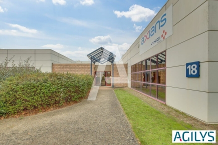 Activités / entrepôts à louer – SAINT-THIBAULT-DES-VIGNES (77400) – 2