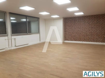 Activités / entrepôts à louer – MORANGIS (91420) – 2