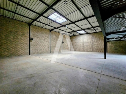 Activités / entrepôts à louer – MAROLLES EN HUREPOIX (91630) – 3