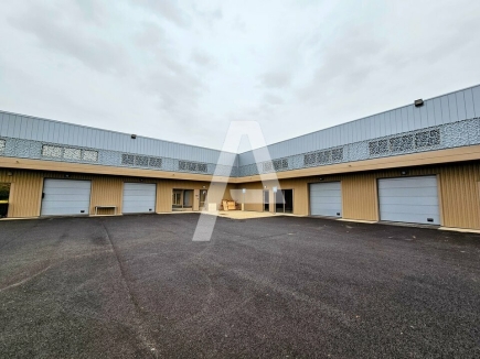 Activités / entrepôts à louer – MAROLLES EN HUREPOIX (91630) – 5