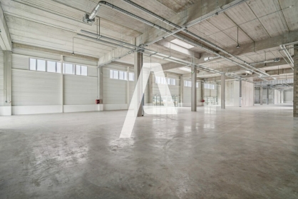 Activités / entrepôts à louer - VITRY-SUR-SEINE – Photo 1