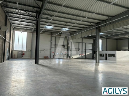 Activités / entrepôts à louer – LES ULIS (91940) – 2