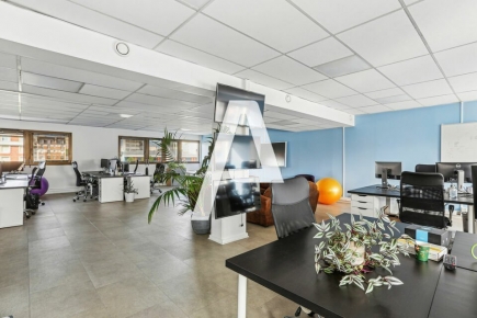 Bureaux à louer – IVRY-SUR-SEINE (94200) – 2