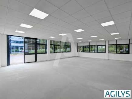 Activités / entrepôts à louer – SACLAY (91400) – 5