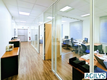 Activités / entrepôts à louer – ANTONY (92160) – 1