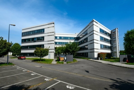 Activités / entrepôts à louer – COURCOURONNES (91080) – 3