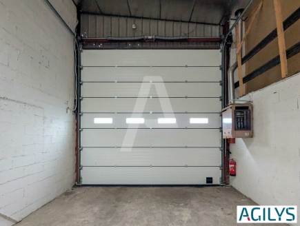 Activités / entrepôts à louer – SAINT MICHEL SUR ORGE (91240) – 1