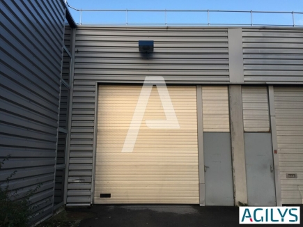 Activités / entrepôts à louer – SAINT THIBAULT DES VIGNES (77400) – 3