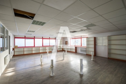 Activités / entrepôts à louer – COLLEGIEN (77090) – 5