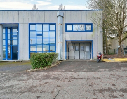 Activités / entrepôts à louer – PONTAULT-COMBAULT (77340) – 3