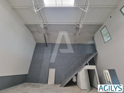 Activités / entrepôts à louer – MELUN (77000) – 2
