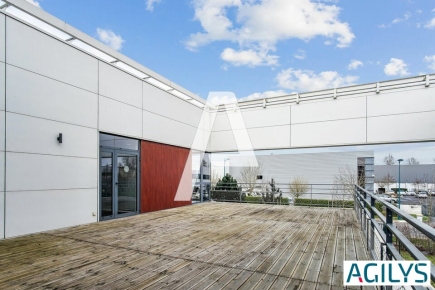 Activités / entrepôts à louer – BAILLY ROMAINVILLIERS (77700) – 3