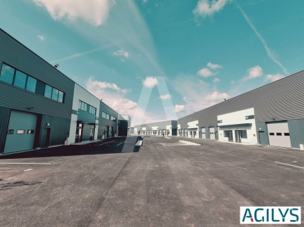 Activités / entrepôts à louer – SAVIGNY LE TEMPLE (77176) – 3