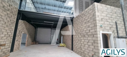 Activités / entrepôts à vendre – MOISSY CRAMAYEL (77550) – 3