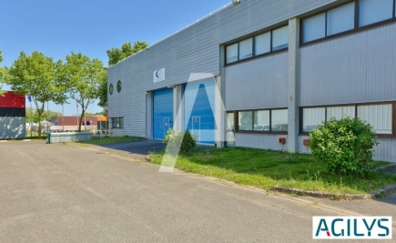 Activités / entrepôts à louer – COLLÉGIEN (77090) – 1