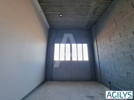 Activités / entrepôts à louer – MELUN (77000) – 2