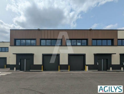 Activités / entrepôts à louer – MARCOUSSIS (91460) – 2