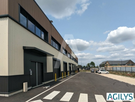 Activités / entrepôts à louer – MARCOUSSIS (91460) – 3