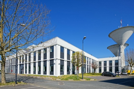 Bureaux à louer – VILLEBON-SUR-YVETTE (91140) – 1