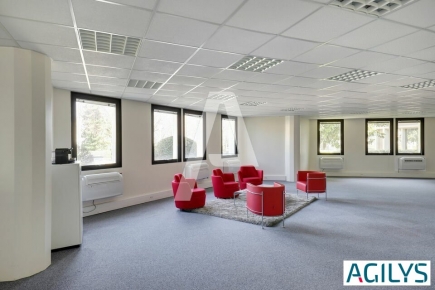 Bureaux à louer – SAINT-AUBIN (91190) – 2