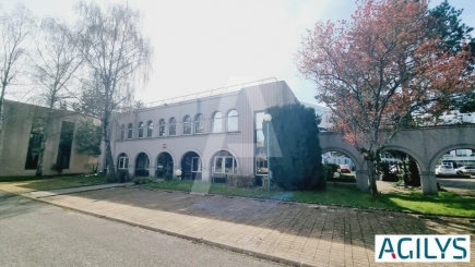 Bureaux à louer – ORSAY (91400) – 1