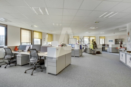 Bureaux à louer – SACLAY (91400) – 3