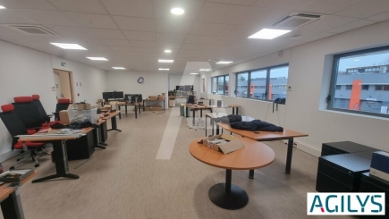 Activités / entrepôts à louer – PALAISEAU (91120) – 3