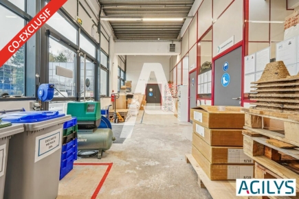 Activités / entrepôts à louer – SACLAY (91400) – 1