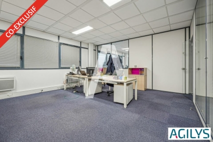 Activités / entrepôts à louer – SACLAY (91400) – 2