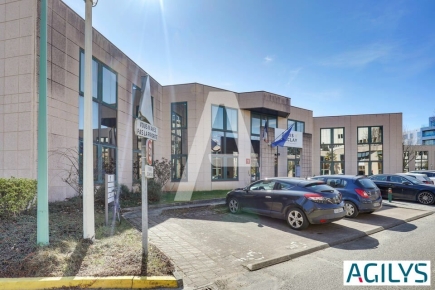 Activités / entrepôts à louer – ORSAY (91400) – 1