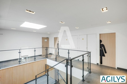 Activités / entrepôts à louer – ORSAY (91400) – 5