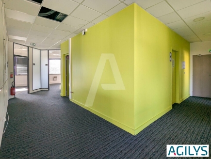 Bureaux à vendre – PALAISEAU (91120) – 3