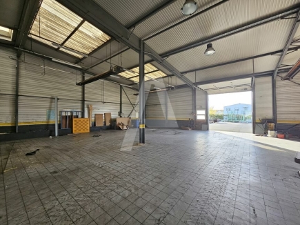 Locaux commerciaux à vendre – MILLY-LA-FORÊT (91490) – 5