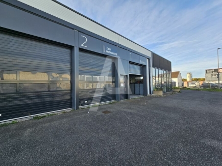 Locaux commerciaux à vendre – MILLY-LA-FORÊT (91490) – 2